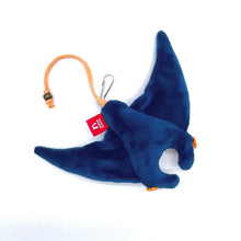 Load image into Gallery viewer, Mobula Munkiana Ray Keychain