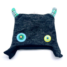 Load image into Gallery viewer, Earflap Beanie Size L